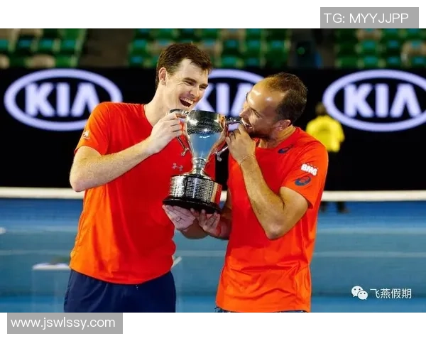 重庆网球队的节奏揭秘:网球巨献背后的故事与激情 重庆网球队的节奏揭秘:网球巨献背后的故事与激情