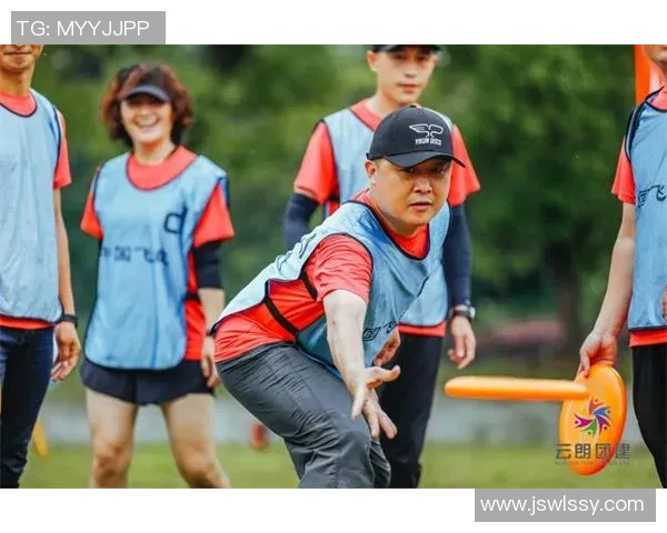 飞盘热潮下的耐力之争杭州飞盘队的竞技表现引发热议 飞盘热潮下的耐力之争杭州飞盘队的竞技表现引发热议